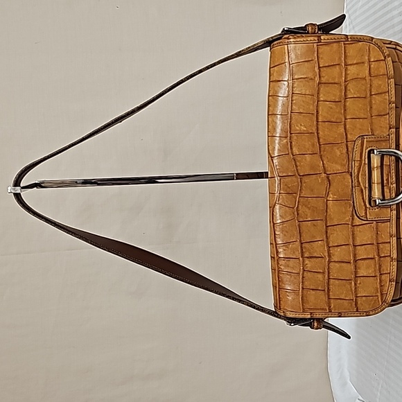 DOONEY AND BOURKE BAYOU COLLECTION SHOULDER BAG BFPM-06-396 - Picture 2 of 16